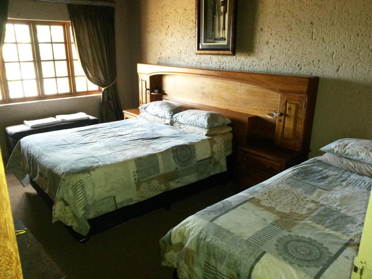 Benlize Lodge Hartbeespoort Room photo